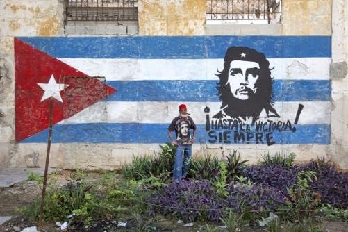 Исторически находки Снимка: Фреска с изображение на куба хартата, Че Гевара, Хавана, Куба, Революцията в Старата